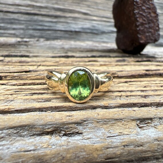 Vintage Estate 14k Yellow Gold Peridot Solitaire … - image 6