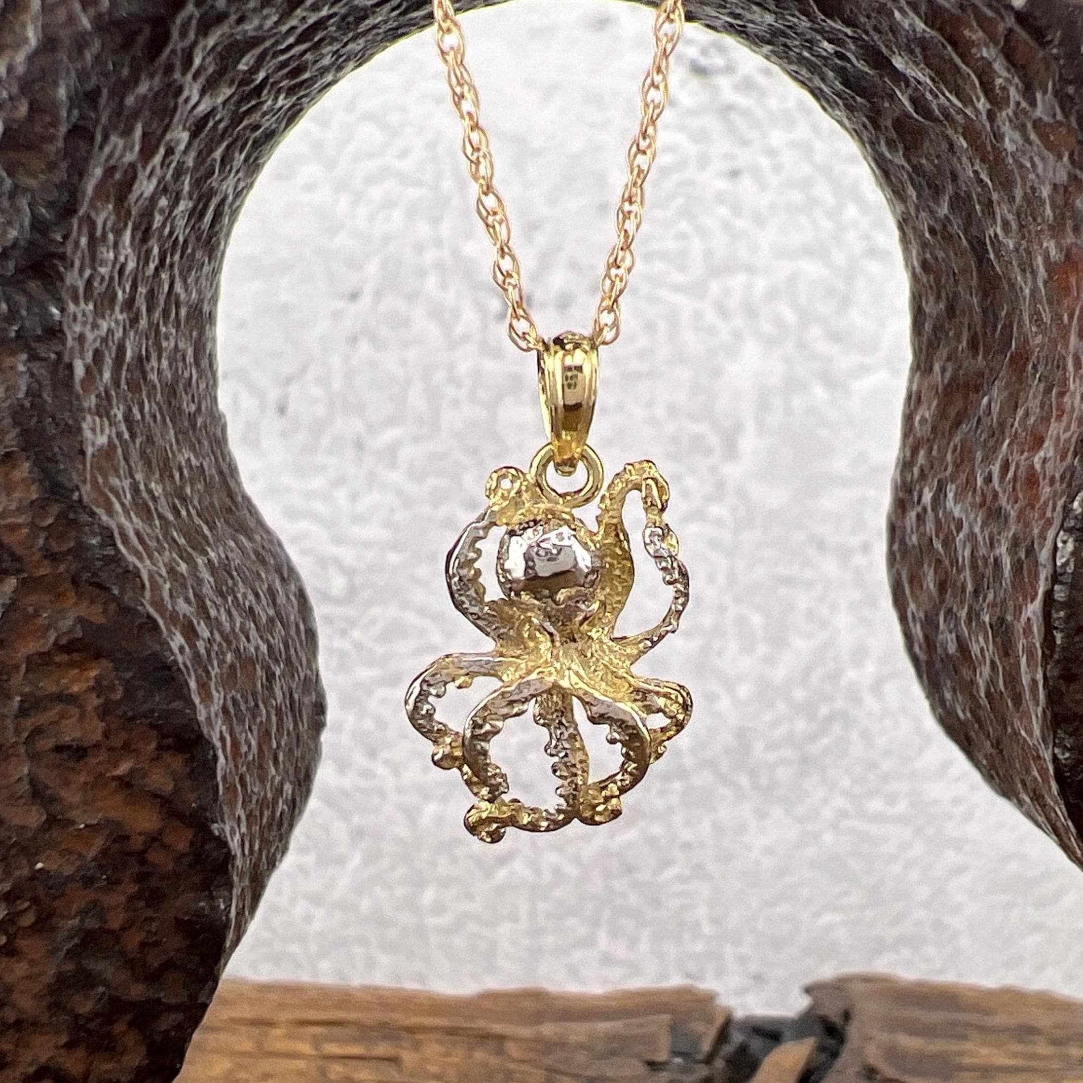 10k Yellow Gold Octopus Pendant Necklace: 18 Inches - Etsy