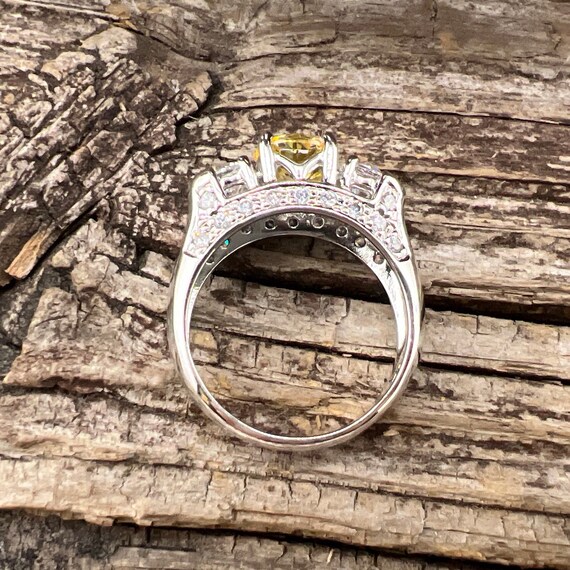 Vintage Estate Canary Yellow Cubic Zirconia Accen… - image 3