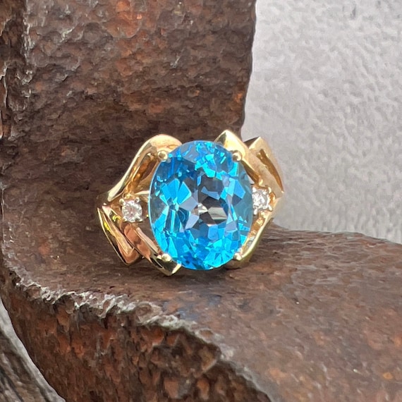 Bague De Fiançailles Vintage Or Jaune 10 Carats Avec Topaze Bleue Et Diamants - Taille 6.5