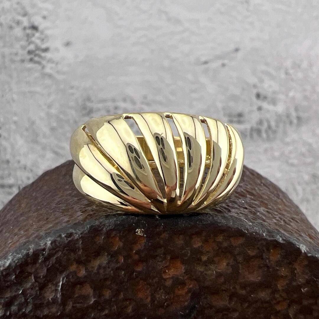 14k Yellow Gold Shell Ring - Curved Wave - US Size 7.75 - Estate - Etsy