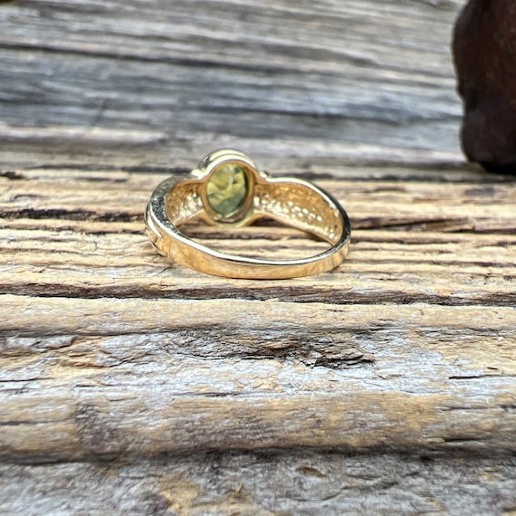 Vintage Estate 14k Yellow Gold Peridot Solitaire … - image 3