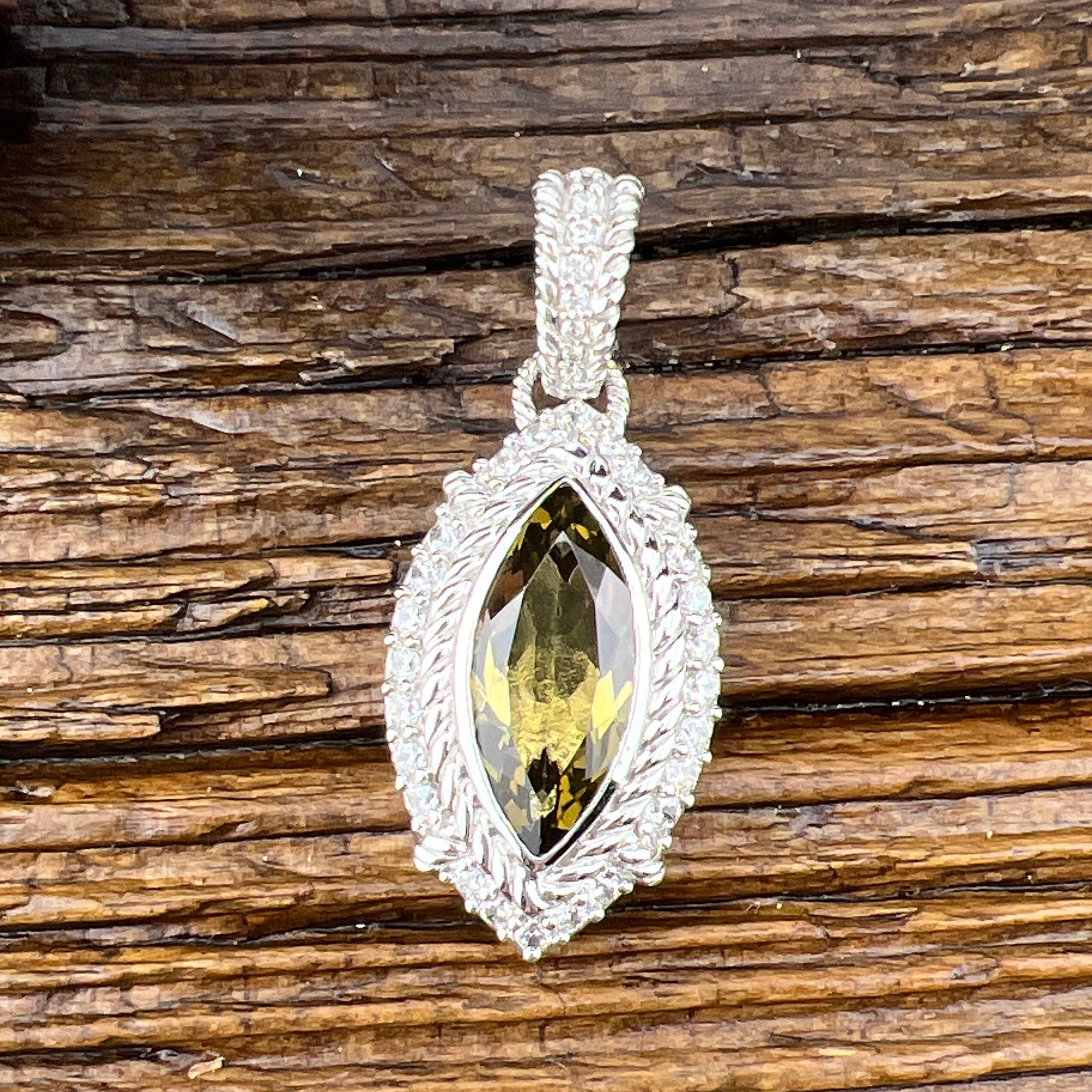 chigo 高山都コラボ Citrine Heart Pierce chiara ferragni diamond heart yg necklace 37cm + 5cm tennis