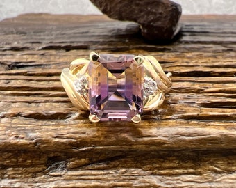 10k Ametrine with Diamond accents Yellow Gold Ring - Vintage Estate - US 5.75