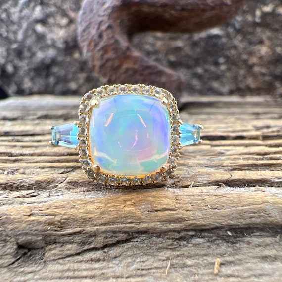 Vintage Estate 10k Opal with White Topaz Halo and… - image 5
