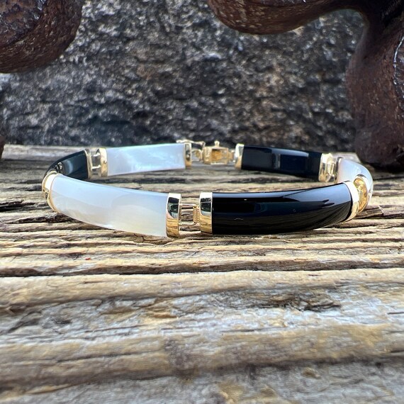 Vintage Estate Stunning 14k Gold Onyx and Mother … - image 8