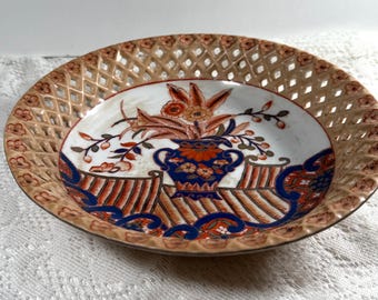 Vintage Chinese Reticulated IMARI Style Bowl – Hand Painted, Floral & Vase Design, Qianlong Mark, Republic Period