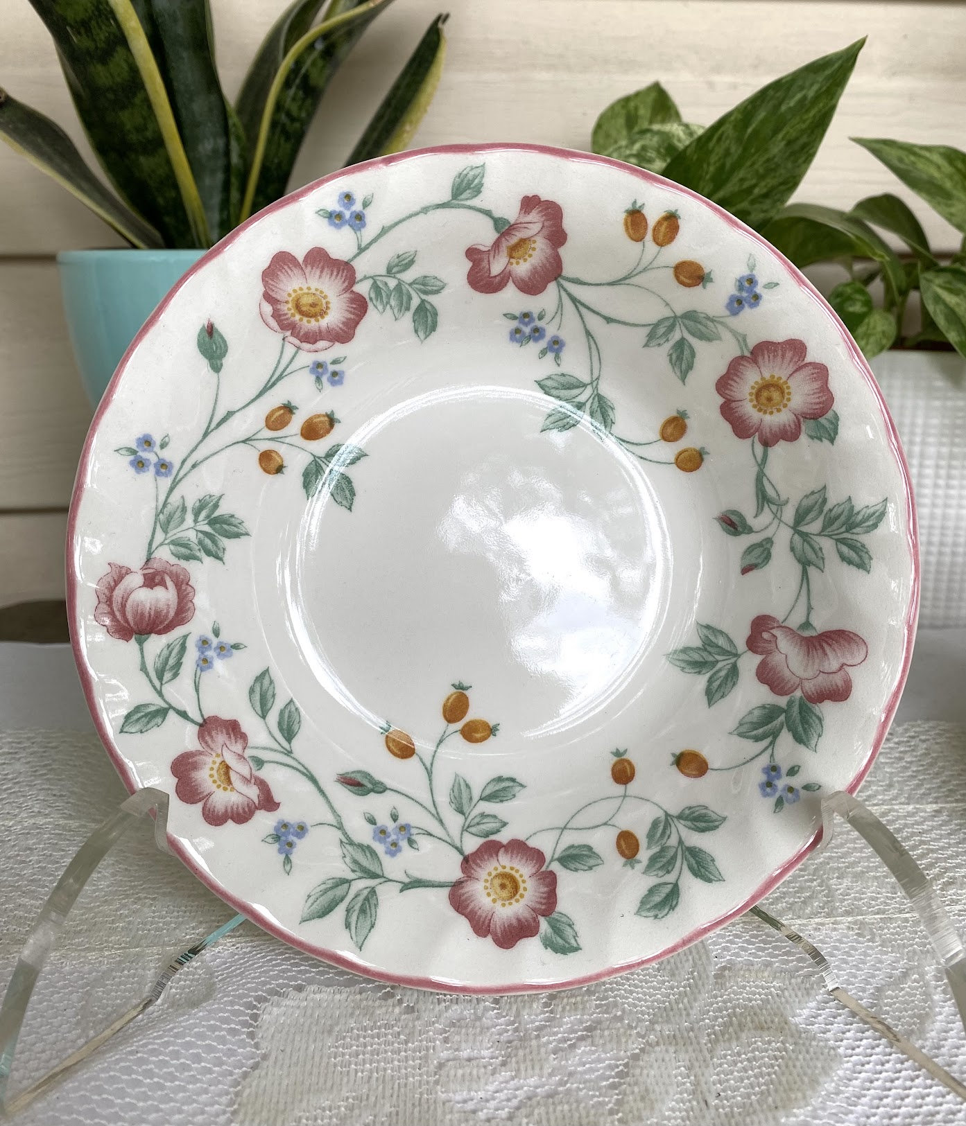 Churchill 花柄皿 17cm 5枚セット Churchill Fine English Tableware Briar Rose Pattern Dinnerware