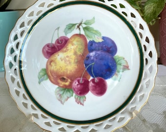 Vintage Winterling - Bavaria 82 Fruit Center Salad Plate - Pear & Plum, Pierced Edge, Green Band, Gold Rim