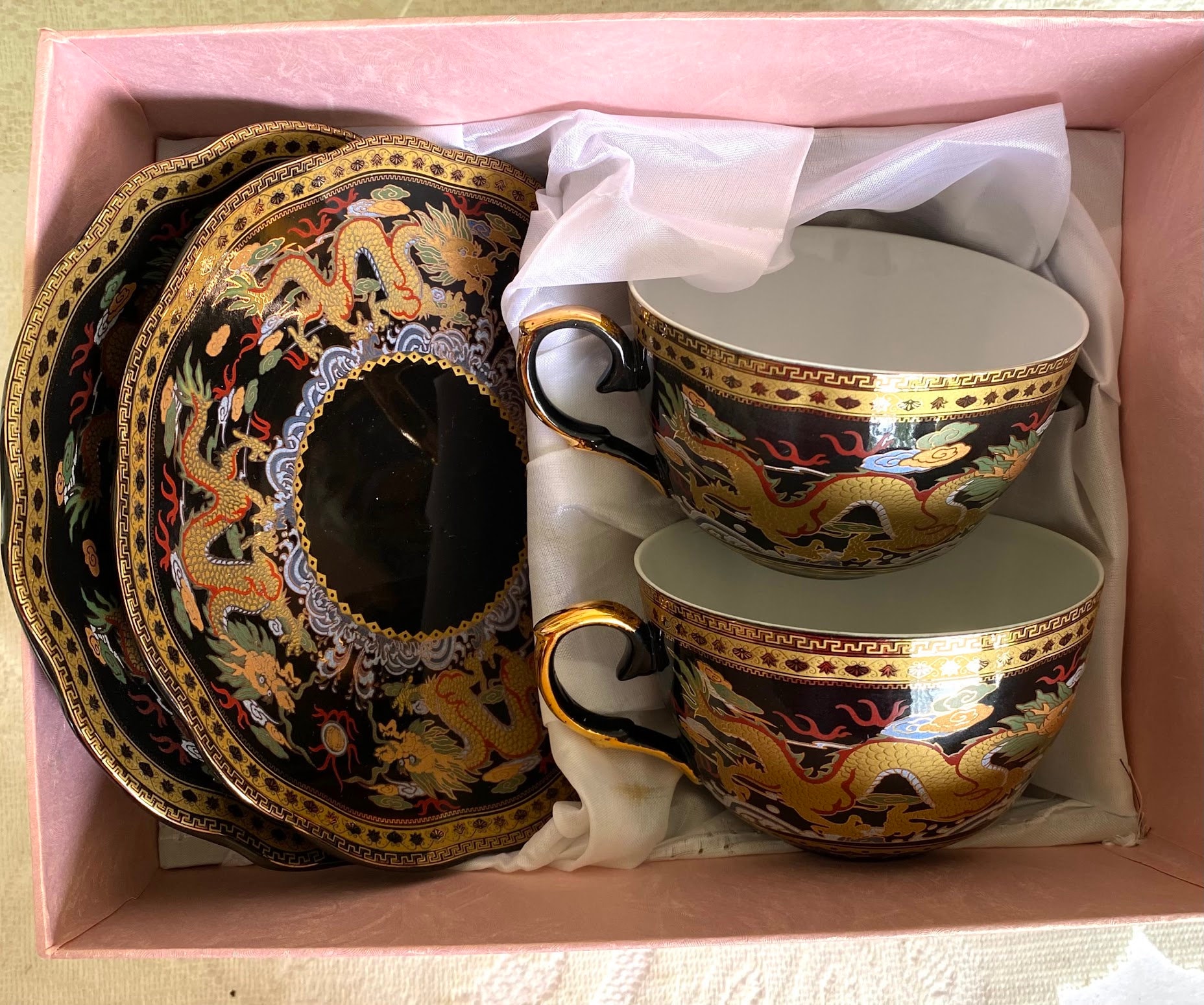 北京彫漆 漆器 菓子器 ドラゴン彫刻付き 工芸品