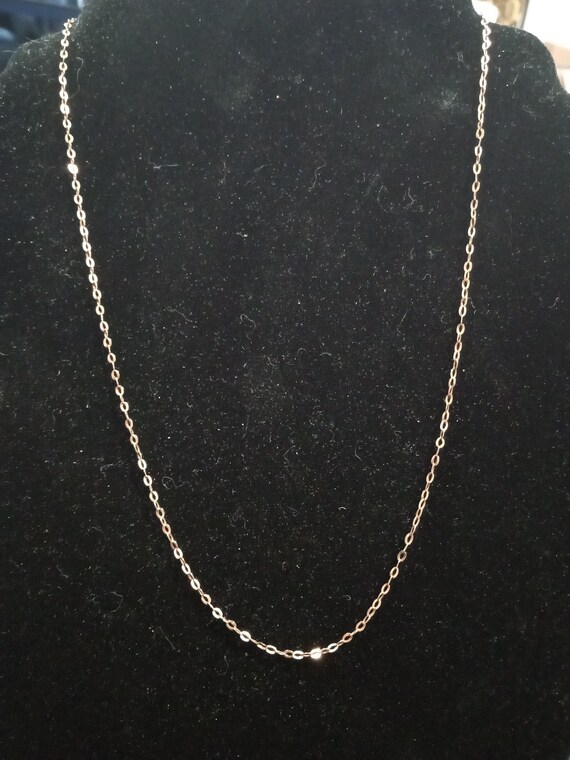 Fine 9ct paperclip rose gold chain - image 2