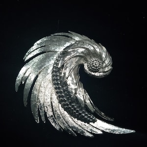 vintage signed numbered Boucher curled feather brooch