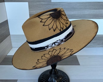 Chapéu de feltro personalizado com girassol defumado, chapéu estilo faroeste, chapéu de aba larga, chapéu de cowboy, chapéu de cowgirl, chapéu com efeito queimado, girassóis, chapéu de flores, chapéu personalizado