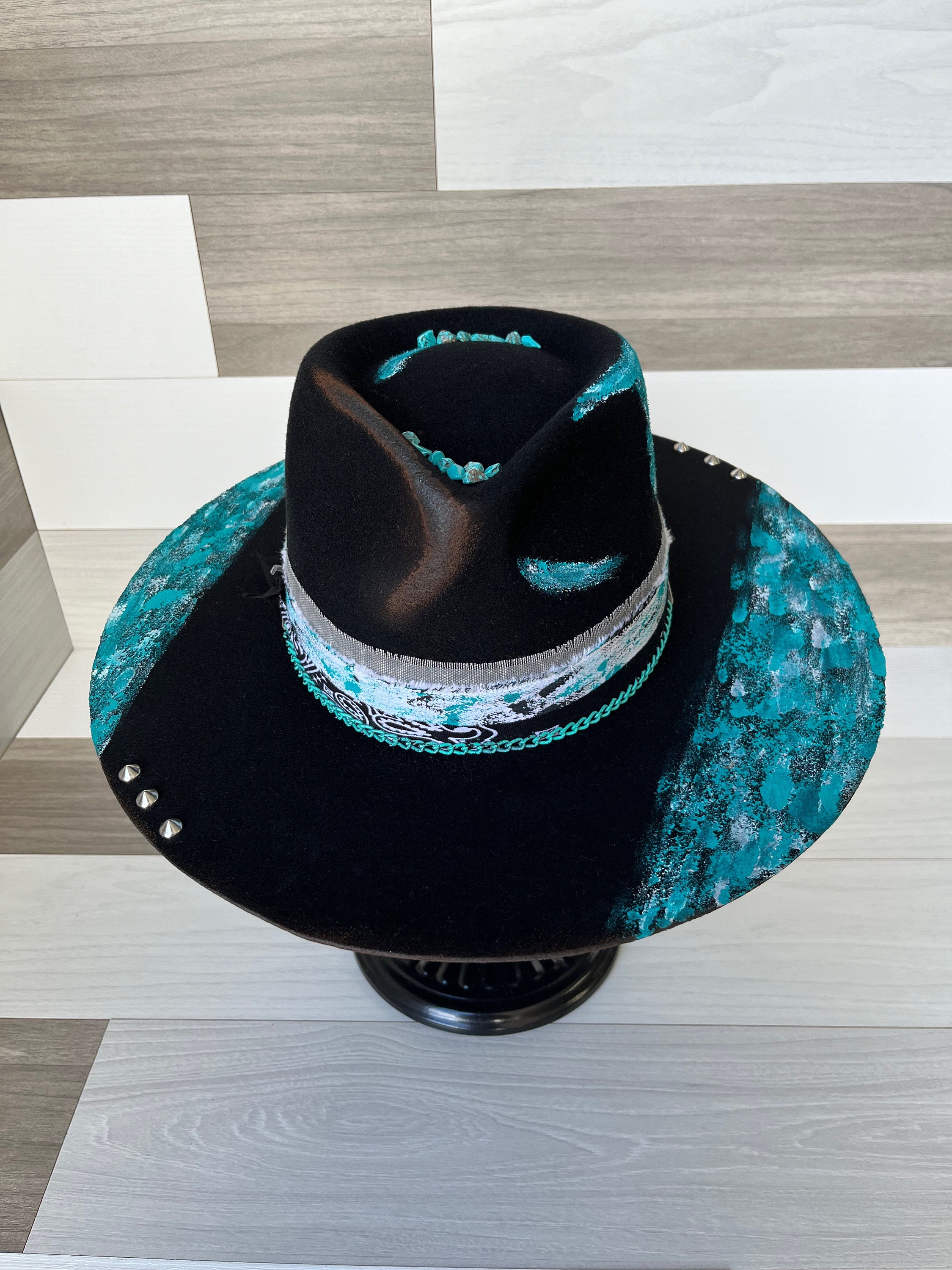 Custom burned felt hat, turquoise, Swarovski crystals Custom Burned Western Hat: Floral Design, Turquoise Beads - Etsy main image 3