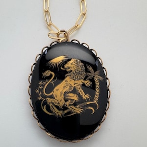 Vintage Zodiac Leo Cameo paperclipketting