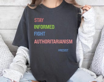 Koszulka z grafiką aktywisty, koszulka z protestem politycznym, odzież oporu, odzież na rzecz sprawiedliwości społecznej, top aktywisty praw człowieka, odzież unisex barwiona