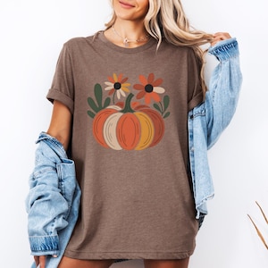 Autumn Floral Pumpkin T-shirt Stylized Pumpkin & Daisies Comfort Colors Fall  Halloween Tee