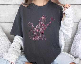 Camiseta con estampado de gato y flores, colores cómodos, siluetas de mariposas y gatos hechas de flores, regalo para amantes de los gatos