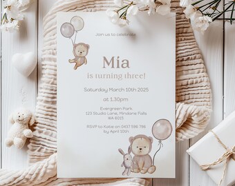 Editable Children&#39;s Birthday Party Invitation | Invite | Minimal Beige | 120 x 180mm | A6 | Kids Bear Invitation | Corjl | D001