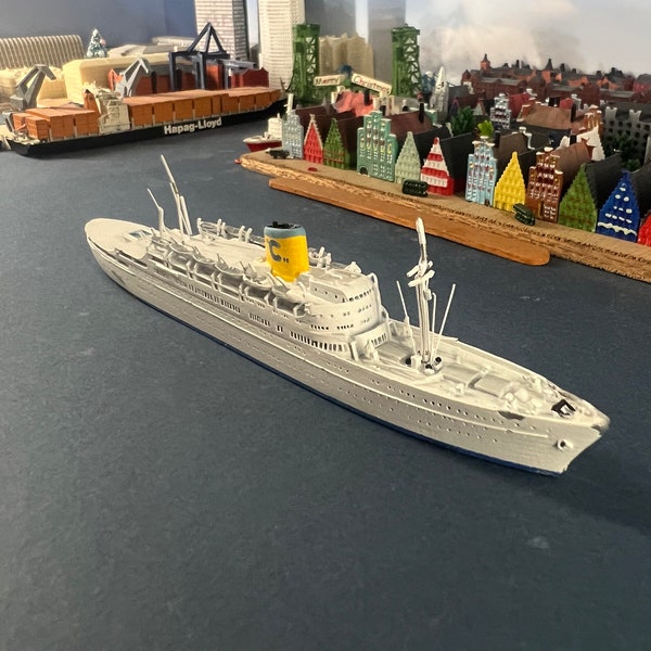 Fulvia - 1/1250 Cruise Ship Model - CMKR 347 - Costa Cruise Ship