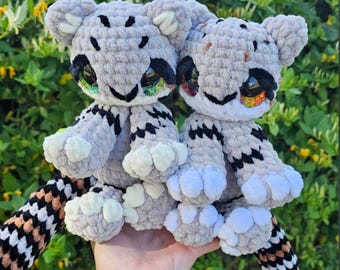 Andy The Andean Mountain Cat crochet pattern.