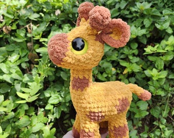 Gigi The Giraffe Crochet Pattern.