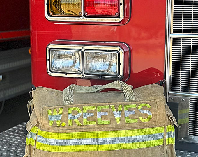 Sturdy Firefighter Duffle Travel Bag Luggage Getaway Retirement Gift Idea First Responder Handbag Essential Tool Pouch Firefighter Bag