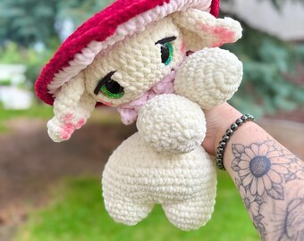 Morel the Mushroom Plushie, Amigurumi, 100% Handmade, Amigurumi Mushroom, Doll, Cottagecore, Fantasy Doll, Fantasy Pattern