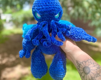 Gideon the Cthulu Plushie, Amigurumi, 100% Handmade, Amigurumi Cthulu, Doll, Horror Amigurumi, Horror, Fantasy Doll, Fantasy Pattern