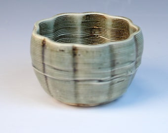 small bowl made with a 3D printer for clay