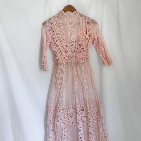 1900s antique vintage Edwardian eyelet lace dress… - image 1