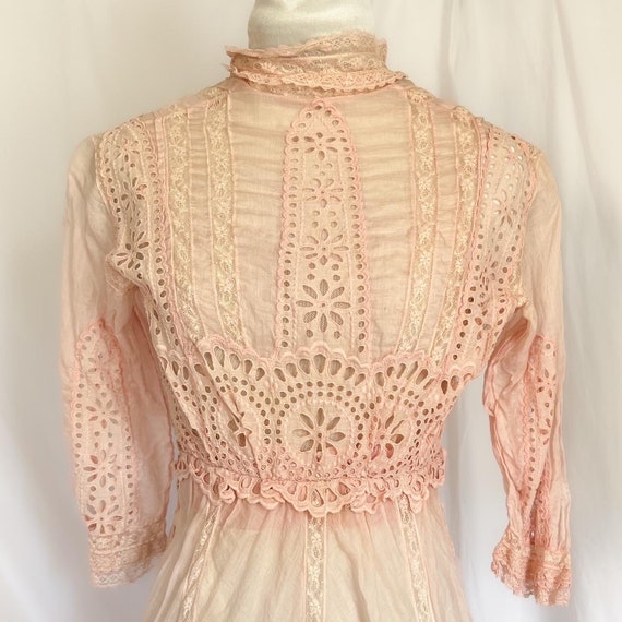 1900s antique vintage Edwardian eyelet lace dress… - image 7