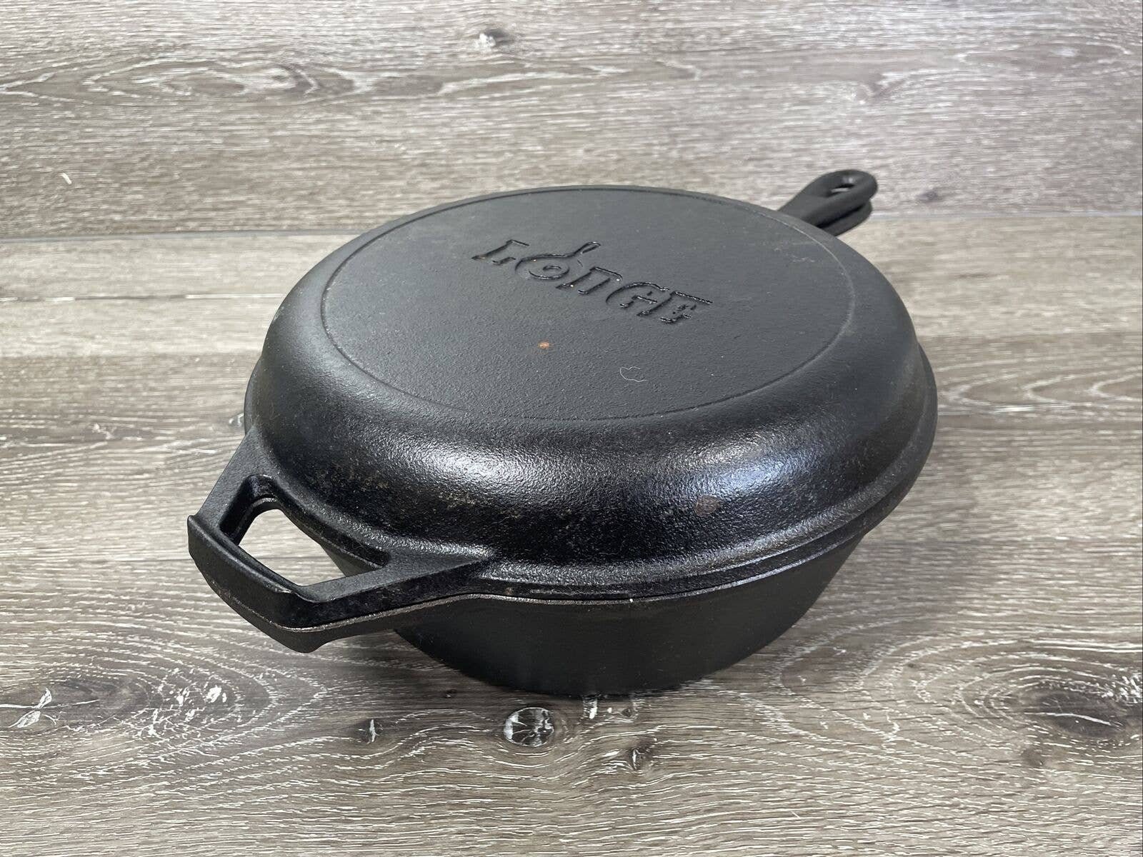 Lodge 8 CF Cast Iron 10.5 Deep Skillet With Domed Lid Heavy 12 LB