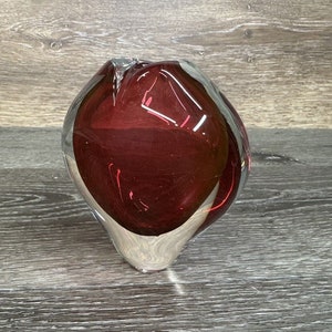 Orrefors Sweden Sven Palmquist Sommerso Red Glass Vase Mid Century 4 Tall image 2