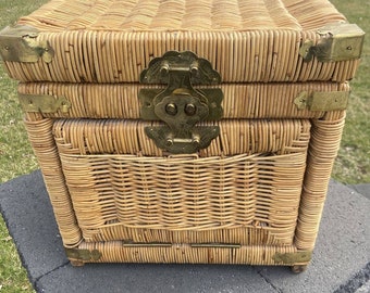 Vtg Wicker Rattan Woven Trunk Chest Box Brass Hardware BOHO MCM Storage 15.5"