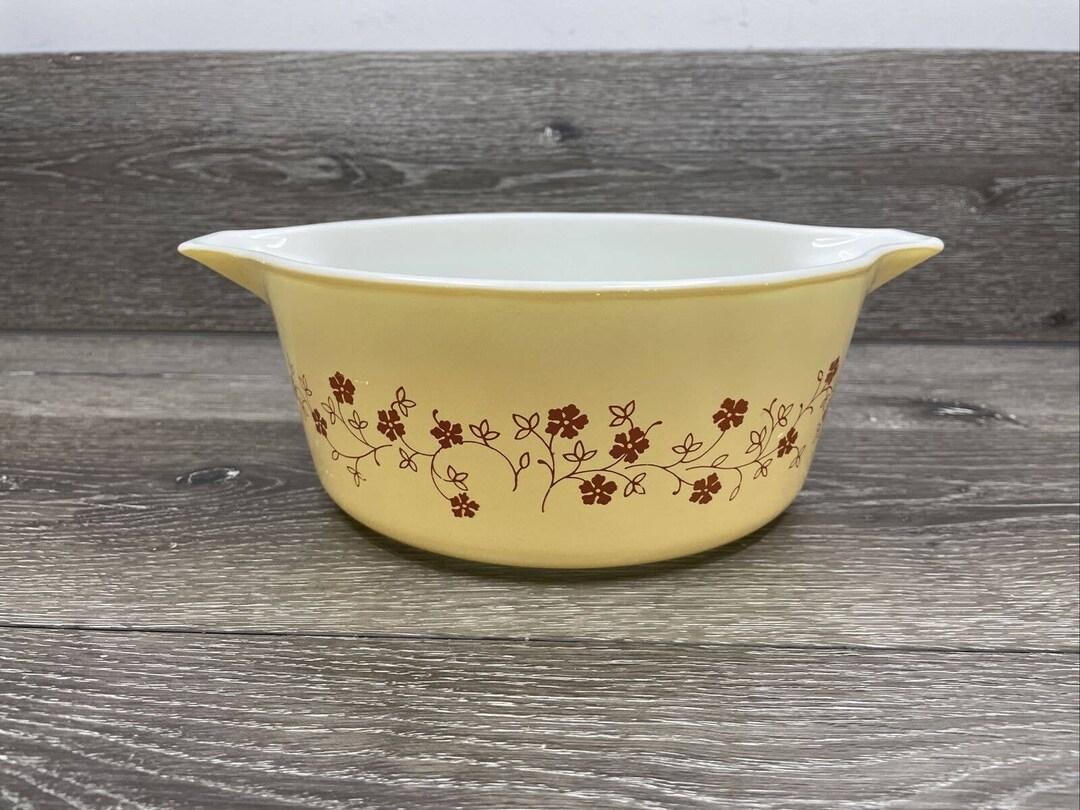 Pyrex Casserole Dish Trailing Flowers Pattern Round 2.5L Casserole Dish ...