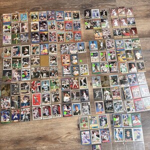 Lotto di 190 carte da baseball da collezione in custodia di plastica, lotto n. 2