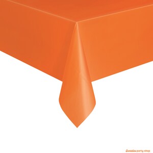Tovaglia rettangolare in plastica arancione - 54"x 108" Tovaglia monouso per feste di compleanno, baby shower, matrimoni, eventi e festività - S013