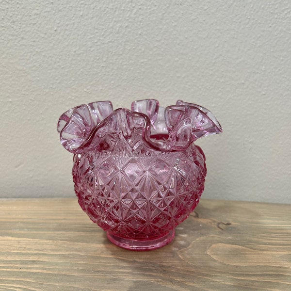 Fenton Diamond Pattern Ruffled Top Cranberry Bowl