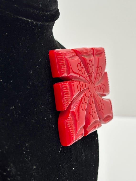 Cherry Red Bakelite Rectangular Floral Pinwheel B… - image 4
