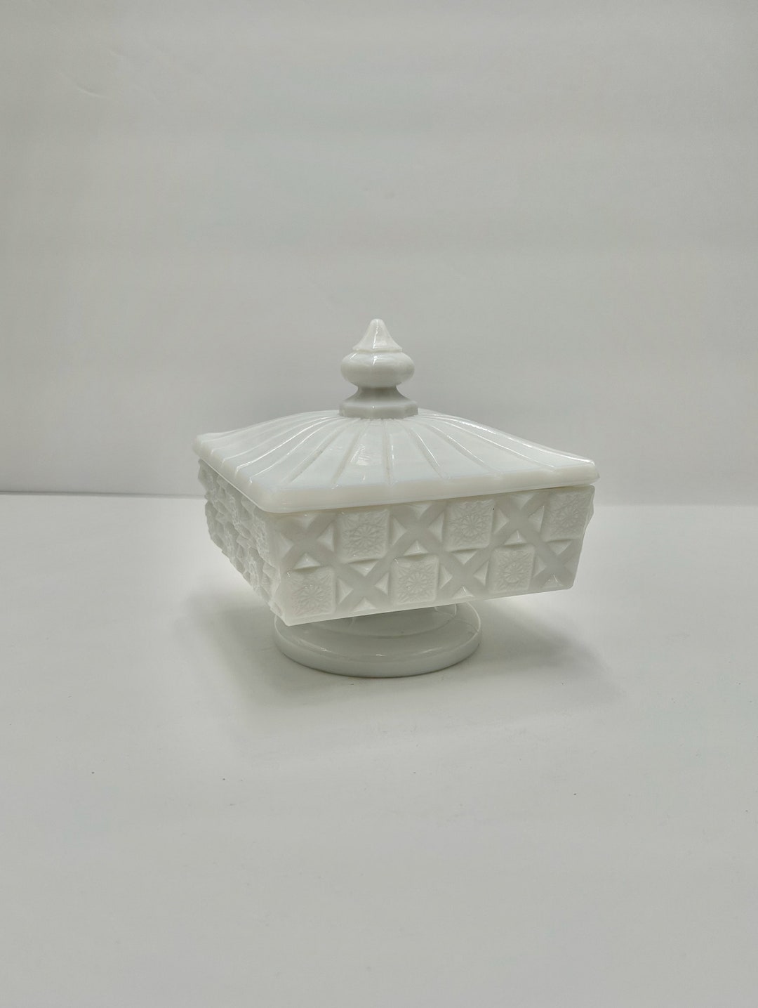 Westmoreland Old Quilt Pattern Lidded Milk Glass Candy Dish - Etsy