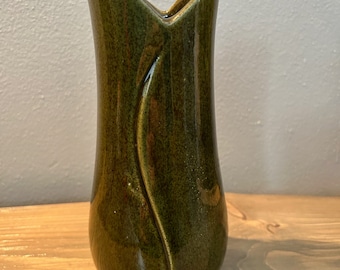 McCoy tulip vase Floraline in dark green color