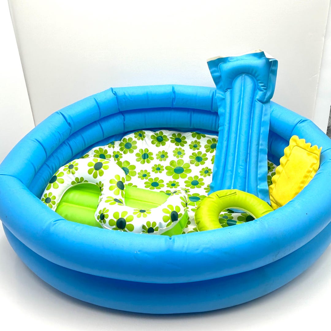 Puff N Play Vintage Barbie Swimming Pool With Inflatable Toys - Etsy