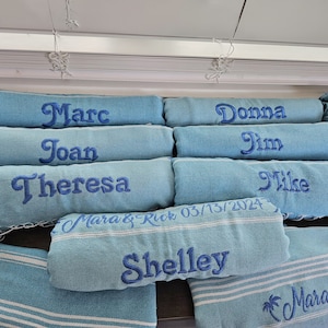 Personalisierte Strandtuch 40 &quot;x70&quot;, Monogramm Strandtuch, personalisierte Geschenke, Mädchen Reise Handtuch, Bachelorette Party Favor, Hochzeit Handtuch Geschenke