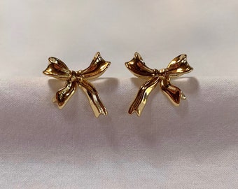 Ribbon bow earrings • Gold stud earrings • Bow earrings • Ribbon earrings