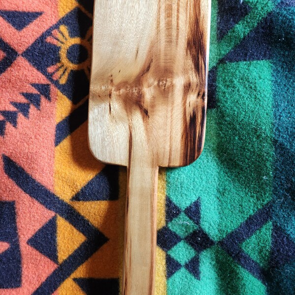 Pepperwood (Figured Myrtle), Hardwood paddle, cheese board