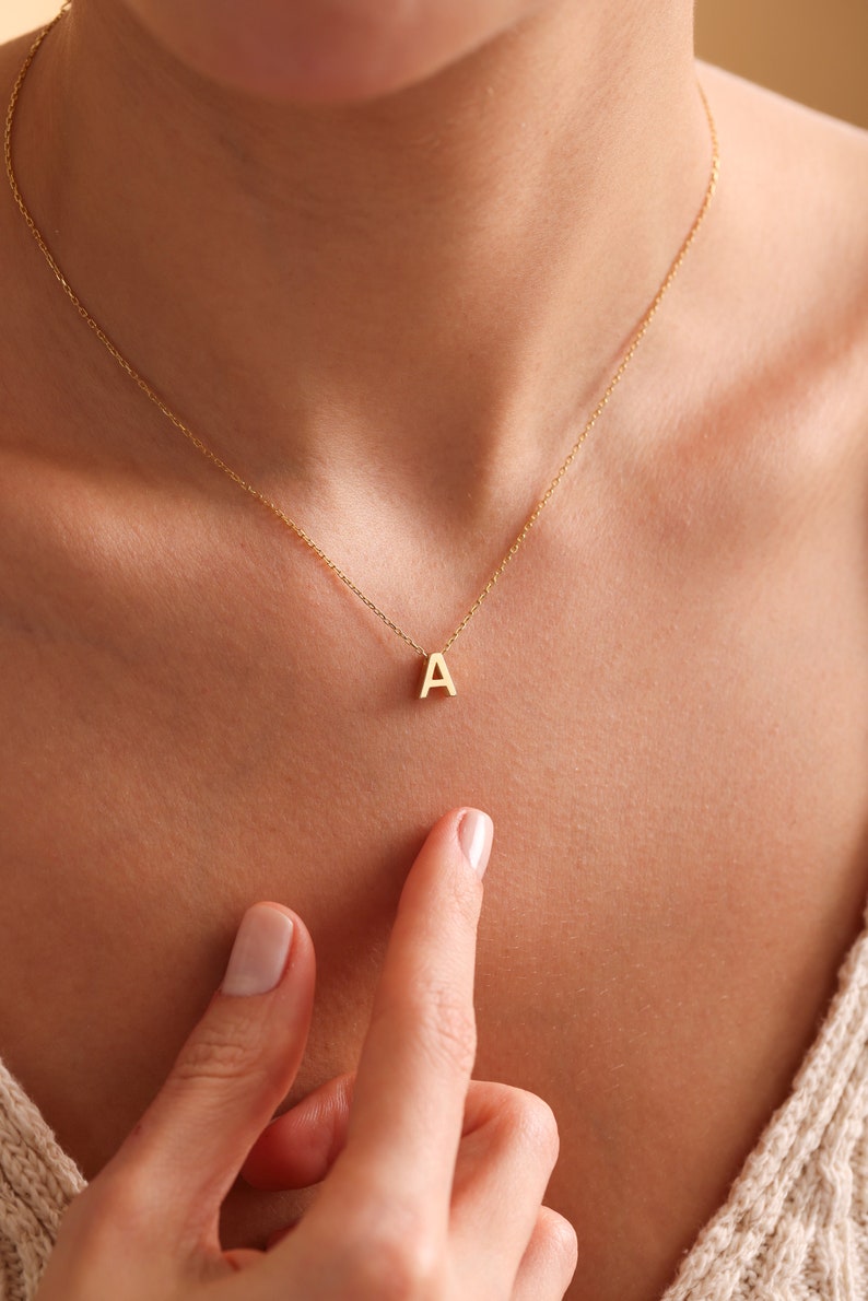Stony Letter Necklace, 14K Solid Gold Personalized Initial Necklace, Mother's Day Gift, Special Letter Necklaces, Initial Necklace forMother zdjęcie 2
