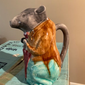 Barbotine Majolica Mouse Pitcher