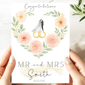 Tarjeta de boda personalizada: Diseño floral de corazón para novios