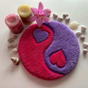 Heart Yin yang rug, meditation decor, home aesthetic, yin yang coaster, mothers day gift, warming accent, jin jang rug, Yinyang decor